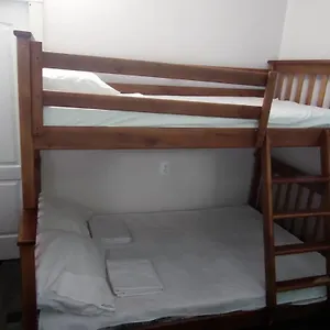 https://friends-forever.hotels-of-kiev.com
