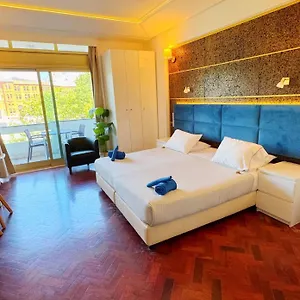 Republica83-lisbonhome Portogallo